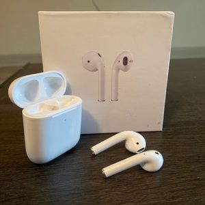 NWT Airpods Gen 2